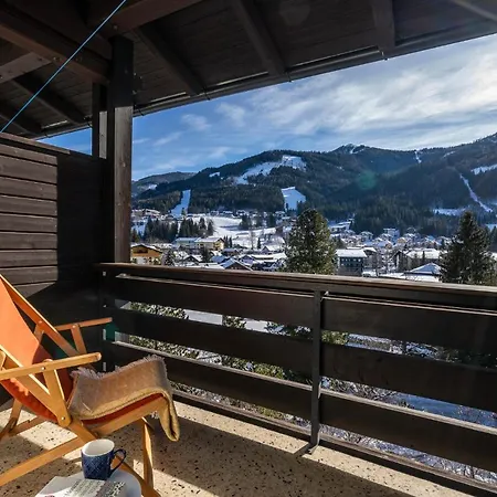 Gaestehaus Schusser An Der Therme Bad Kleinkirchheim Extérieur photo