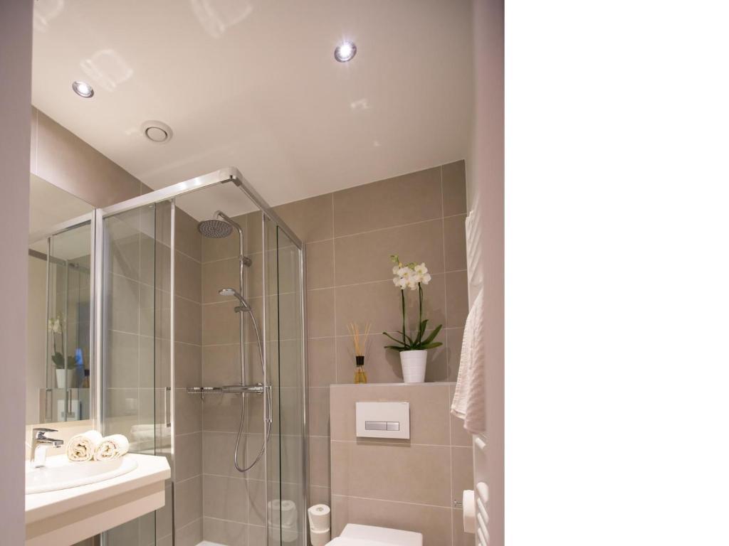 Couette-café Gaestehaus Schusser An Der Therme